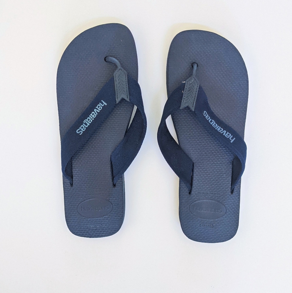 Havaianas Solid Blue Sandals